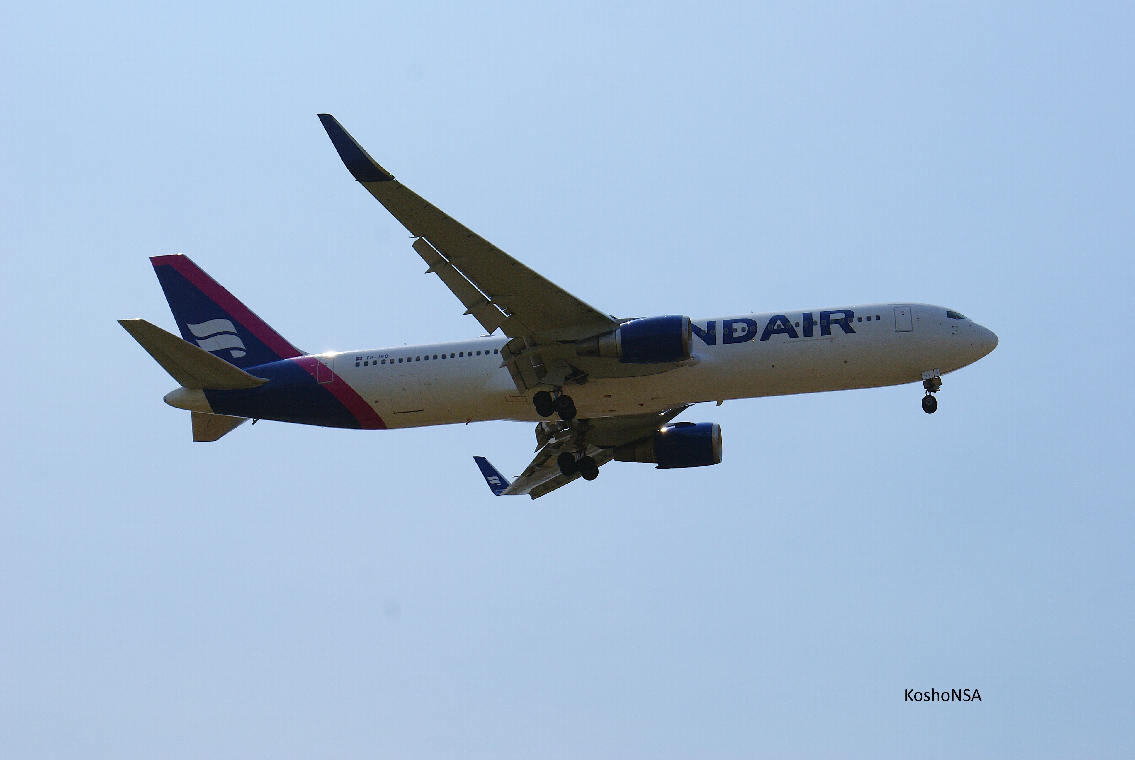 Spotting B763